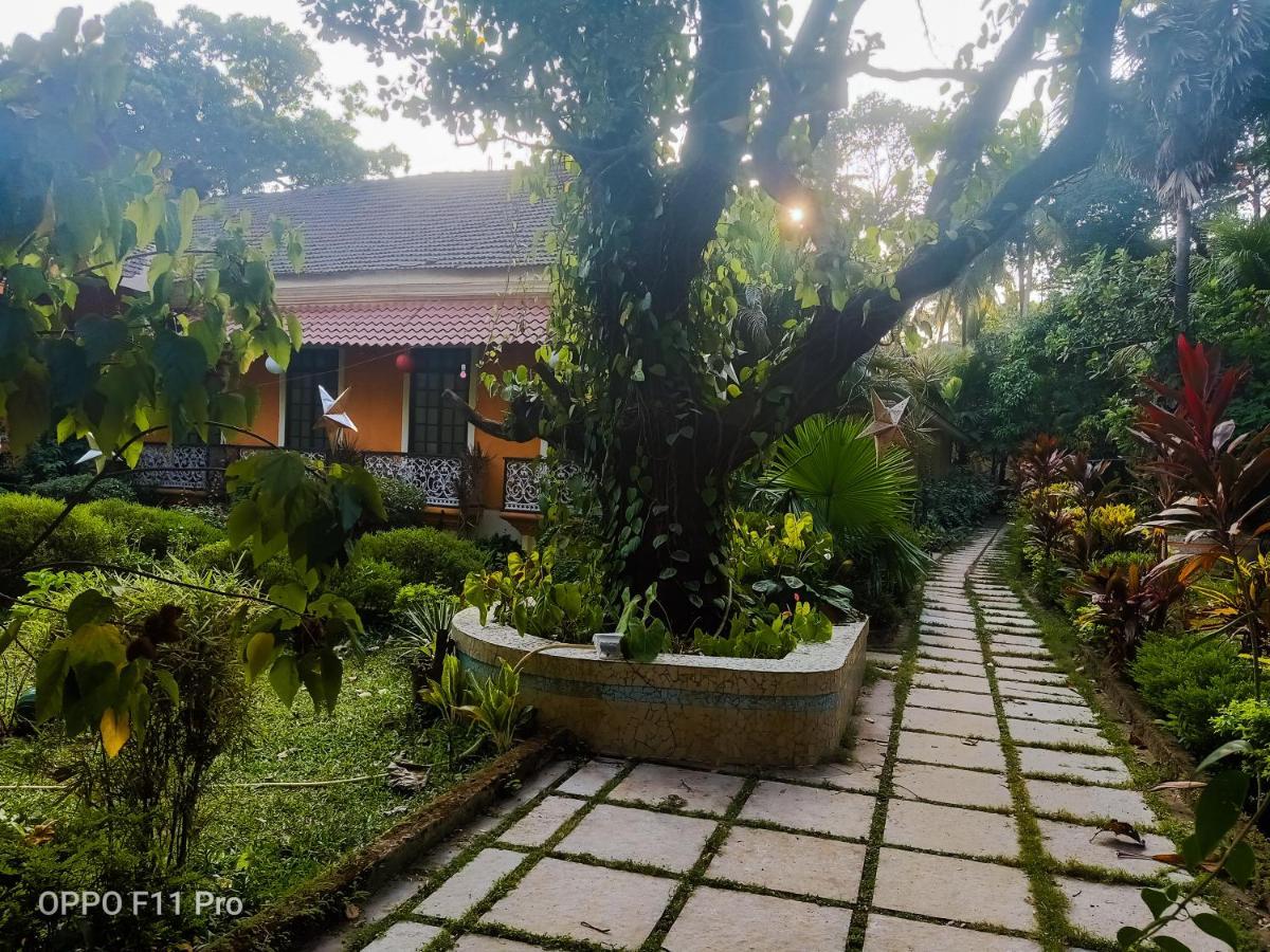 Country Side Inn Portuguese Guest House Cuelim Bagian luar foto