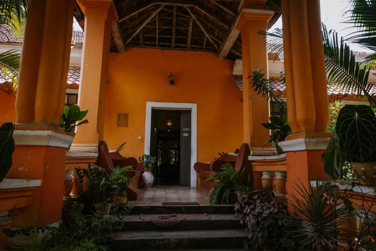 Country Side Inn Portuguese Guest House Cuelim Bagian luar foto